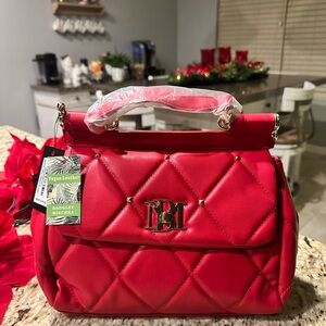 Crossbody handbags